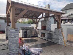 outdoor kitchen covered pergola