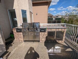 outdoor kitchen multi level deck scaled