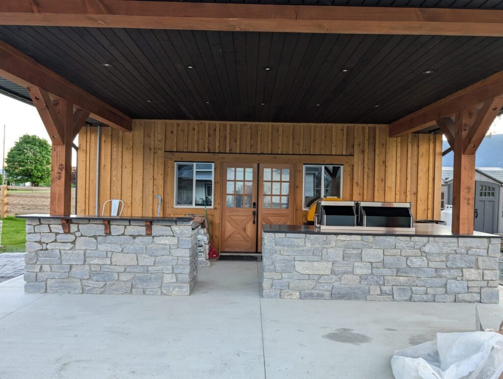 outdoor kitchen wood fired grill